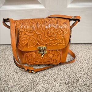 Patricia Nash Gracchi Tooled Handbag Tan Leather Embossed Shoulder Crossbody